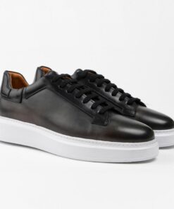 Classic Casual OG Sneakers