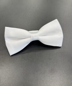 White Basic Pre-Tied Bow Tie